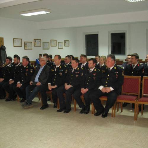  Svečana podelitev čina novim nižjim gasilskim častnikom