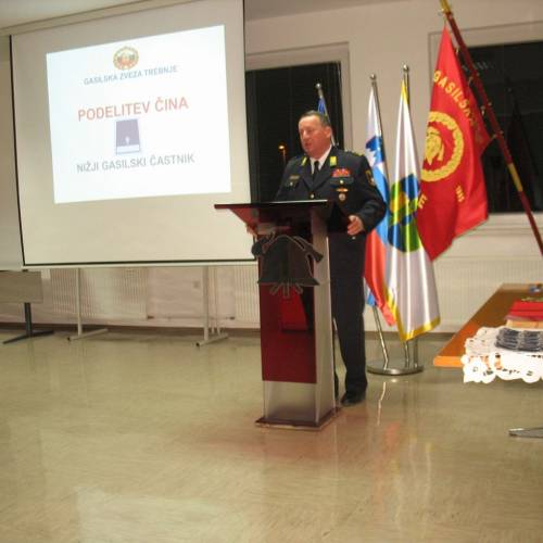  Svečana podelitev čina novim nižjim gasilskim častnikom