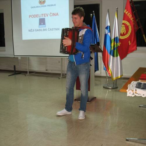  Svečana podelitev čina novim nižjim gasilskim častnikom