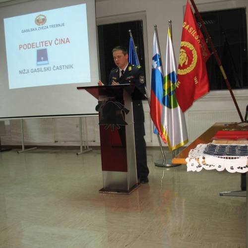  Svečana podelitev čina novim nižjim gasilskim častnikom