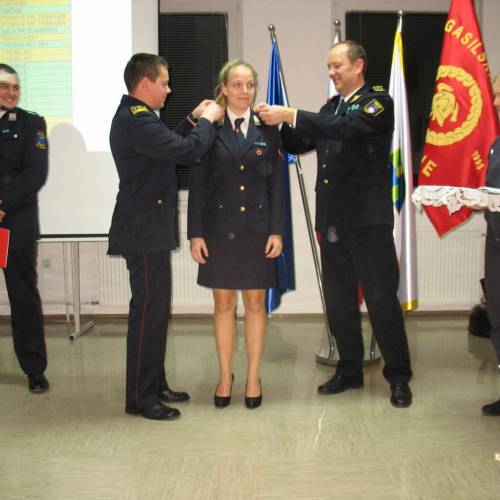  Svečana podelitev čina novim nižjim gasilskim častnikom