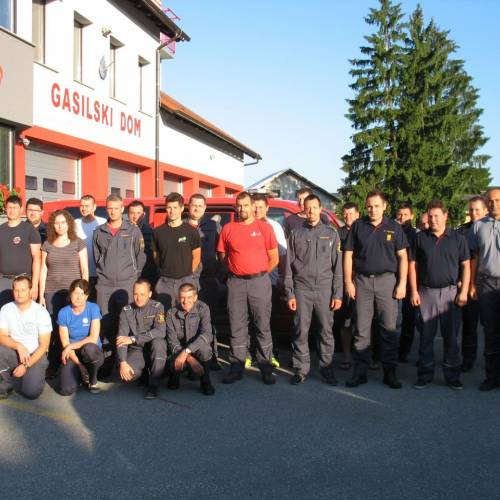 Zaključni izpit za bodočih 25 gasilskih častnikov