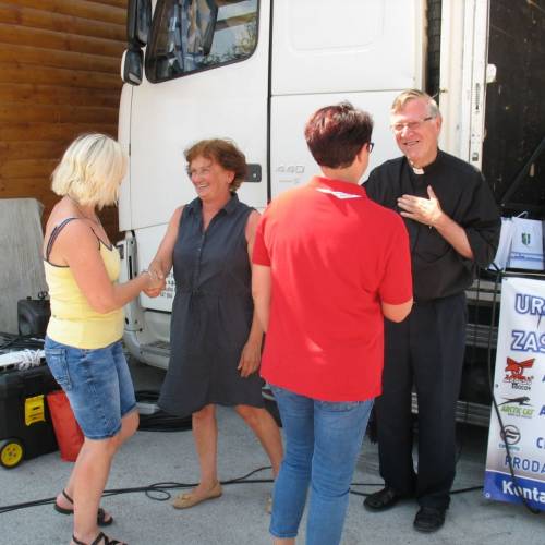 Dobrodelnost 11. pohoda članic GZS