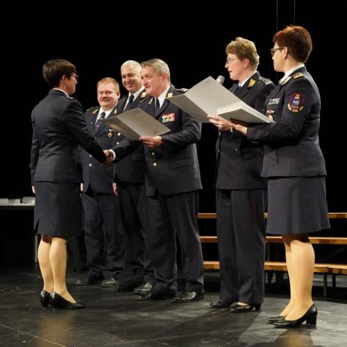 Podelili listine za čin gasilski častnik in višji gasilski častnik