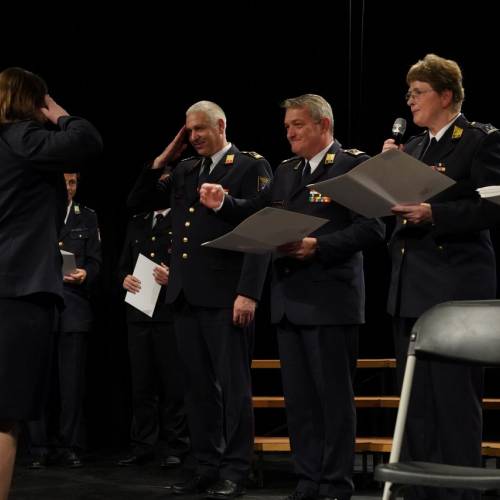 Podelili listine za čin gasilski častnik in višji gasilski častnik