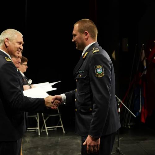 Podelili listine za čin gasilski častnik in višji gasilski častnik