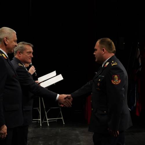 Podelili listine za čin gasilski častnik in višji gasilski častnik