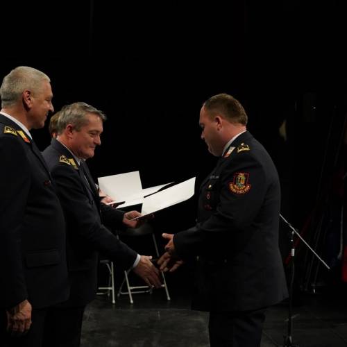 Podelili listine za čin gasilski častnik in višji gasilski častnik