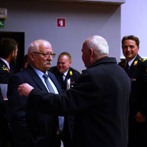 Podelili listine za čin gasilski častnik in višji gasilski častnik