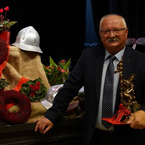 Podelili listine za čin gasilski častnik in višji gasilski častnik