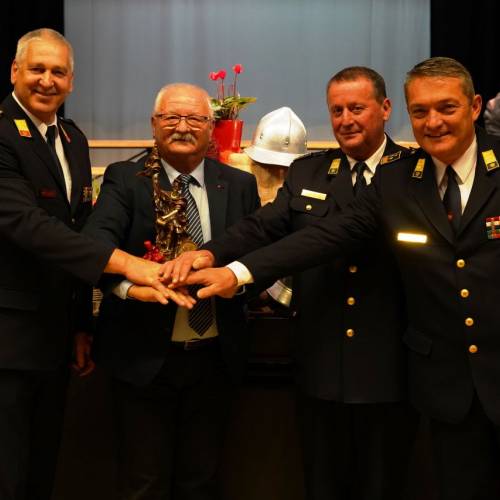 Podelili listine za čin gasilski častnik in višji gasilski častnik