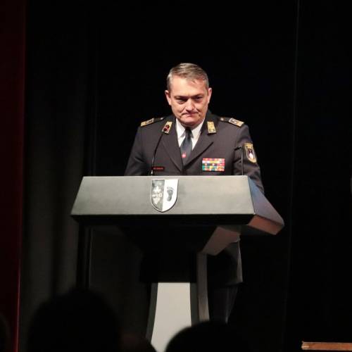 Podelili listine za čin gasilski častnik in višji gasilski častnik