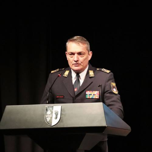 Podelili listine za čin gasilski častnik in višji gasilski častnik