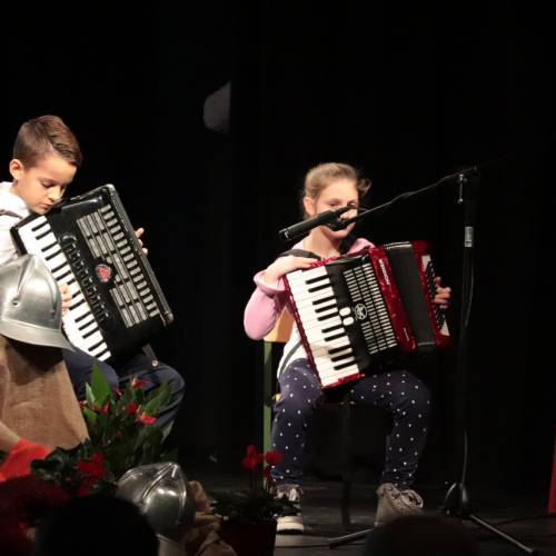Podelili listine za čin gasilski častnik in višji gasilski častnik