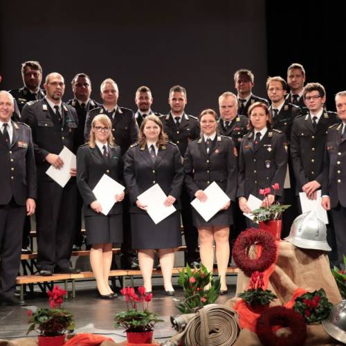 Podelili listine za čin gasilski častnik in višji gasilski častnik