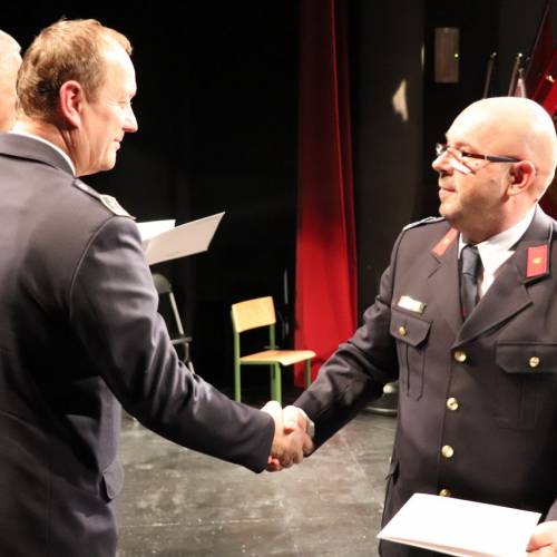 Podelili listine za čin gasilski častnik in višji gasilski častnik