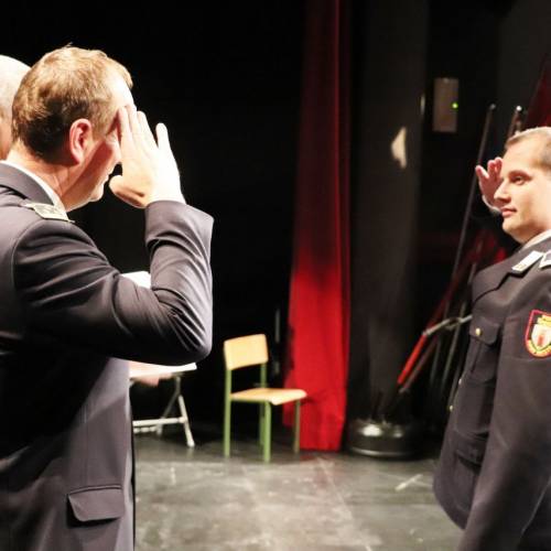 Podelili listine za čin gasilski častnik in višji gasilski častnik