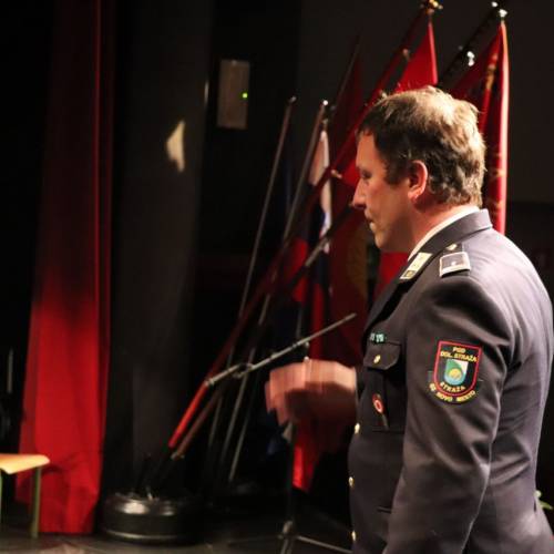 Podelili listine za čin gasilski častnik in višji gasilski častnik