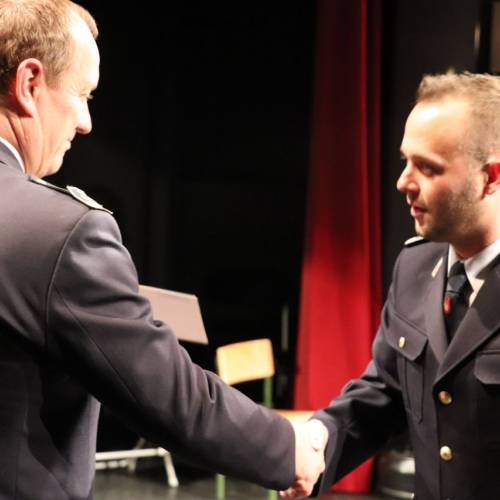 Podelili listine za čin gasilski častnik in višji gasilski častnik