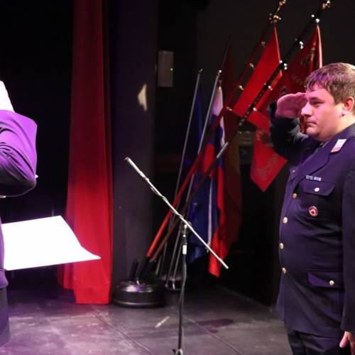 Podelili listine za čin gasilski častnik in višji gasilski častnik