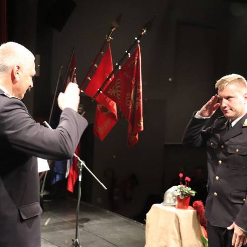 Podelili listine za čin gasilski častnik in višji gasilski častnik