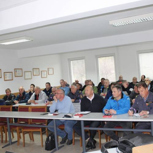 Usposabljanje in testiranje obstoječih gasilskih sodnikov