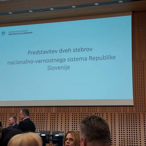 Iz naše zveze sta se predstavnika odzvala vabilu resornega ministra
