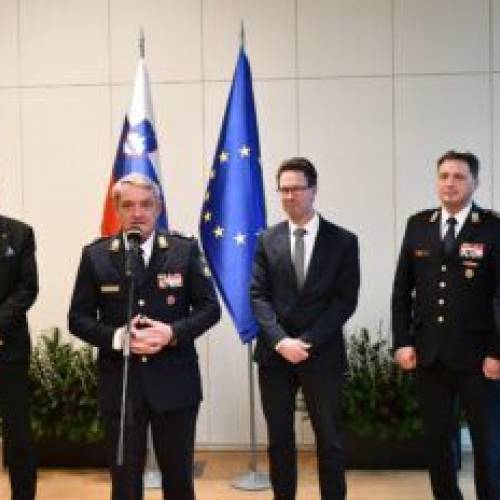 Iz naše zveze sta se predstavnika odzvala vabilu resornega ministra